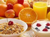Jogurt, džus, müsli: Škodlivé potraviny, které byste měla vyřadit z jídelníčku
