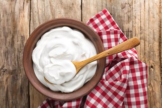 Domácí jogurt: Vyrobte ho doma a zkuste dip, muffiny i kuře