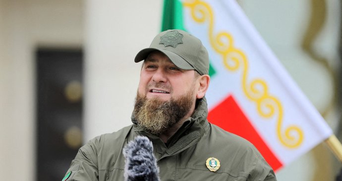 ONLINE: Putinův řezník Kadyrov hrozí útokem na Polsko. Rusové cílí na město Lyman