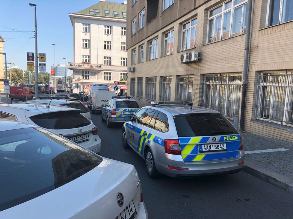 Evakuace v Kafkově ulici