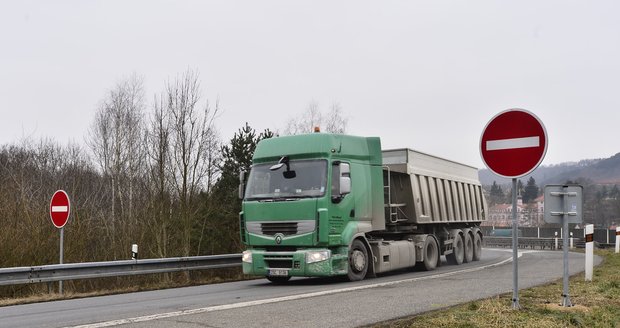 Kamion uháněl v protisměru po dálnici více než 20 kilometrů!