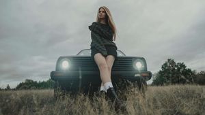 Kdo je pick me girl? Pět typických znaků ženy, která pro mužské uznání potopí ostatní Kdo je pick me girl? Pět typických znaků ženy, která pro mužské uznání potopí ostatní