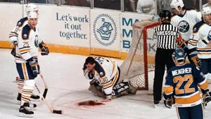 Když hrůzou ztichne stadion. 11 nejděsivějších momentů v historii NHL Když hrůzou ztichne stadion. 11 nejděsivějších momentů v historii NHL