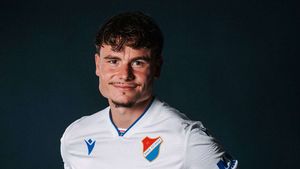 Klauniáda s Elbelem: Baník fanouškům pokazil oslavu 124. narozenin. A za rok snad Šigut? Klauniáda s Elbelem: Baník fanouškům pokazil oslavu 124. narozenin. A za rok snad Šigut?