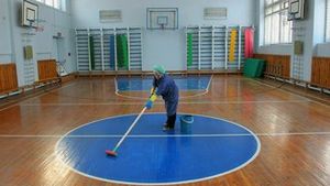 Kolik vydělá uklízečka v Praze a kolik v Liberci? Žebříček jedné z nejhůř placených prací překvapí Kolik vydělá uklízečka v Praze a kolik v Liberci? Žebříček jedné z nejhůř placených prací překvapí