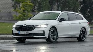 Konec Superbu, jak ho známe? Škoda zvažuje sloučení svých dvou klíčových bestsellerů Konec Superbu, jak ho známe? Škoda zvažuje sloučení svých dvou klíčových bestsellerů