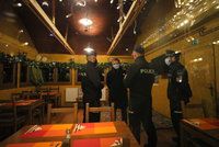 Vzpoura hospodských: V Praze měly otevřít dvě restaurace, majitele Šeberáku zadrželi policisté?!