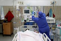 Neočkovaní plní nemocnice v Česku. Pacientů na JIPkách přibylo o tři čtvrtiny