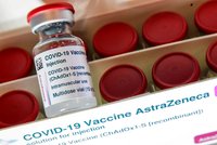 AstraZeneca „zašila“ před EU 29 milionů vakcín. „Nebudeme užitečným idiotem,“ zuří Brusel