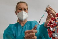 Epidemie v Česku slábne, polevuje tlak i na nemocnice. Číslo R kleslo na 0,77