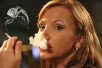 Velká zpráva o kouření: Jak jsme na tom v rámci EU a jak seknout s drahým zlozvykem?