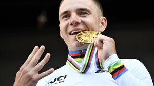 Král časovky Evenepoel, MS ovládl počtvrté v řadě. Vacek mezi poraženými