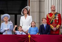 ŽIVĚ: Druhý den oslav platinového výročí Alžběty II.: Sledujte dění v katedrále s řadou VIP hostů