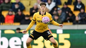 Krejčí měl zájemce z Premier League, ale zůstává. Kouč mu vzkázal: Musíš pracovat Krejčí měl zájemce z Premier League, ale zůstává. Kouč mu vzkázal: Musíš pracovat
