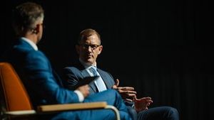 Křetínského EPH klesl zisk o polovinu na 23 miliard. Tržby i provozní hospodaření holding vytáhl nahoru Křetínského EPH klesl zisk o polovinu na 23 miliard. Tržby i provozní hospodaření holding vytáhl nahoru