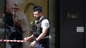 Krvavý útok ve Francii: Ozbrojený muž zastřelil ženu na ulici