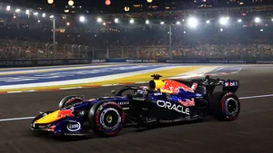 Kvalifikaci v Singapuru vyhrál Max Verstappen Kvalifikaci v Singapuru vyhrál Max Verstappen