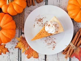 Lahodný dýňový cheesecake: Vyzkoušejte tento geniální podzimní dezert v pečené i nepečené verzi