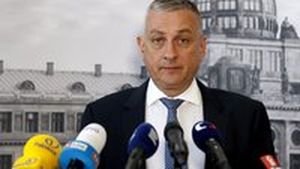 Lajdácký nákup exministra Síkely: Co odhalil audit u NET4GAS? O ceně nejednali a převzali i obří dluh! Lajdácký nákup exministra Síkely: Co odhalil audit u NET4GAS? O ceně nejednali a převzali i obří dluh!
