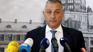 Lajdácký nákup exministra Síkely: Co odhalil audit u NET4GAS? O ceně nejednali a převzali i obří dluh! Lajdácký nákup exministra Síkely: Co odhalil audit u NET4GAS? O ceně nejednali a převzali i obří dluh!