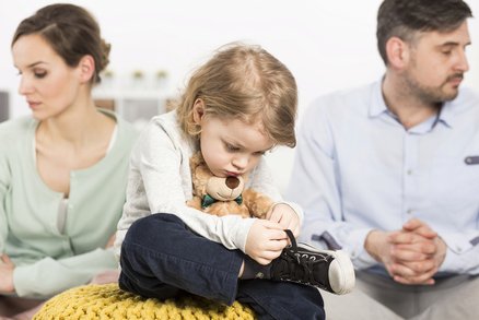 7 rad pro rozvedené rodiče. Tohle nikdy dětem nedělejte!
