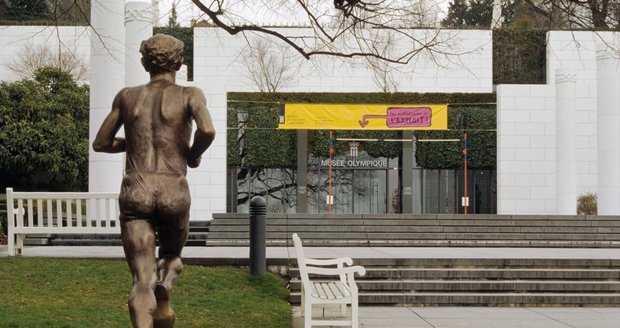 V Olympijském parku v Lausanne nechybí ani socha Emila Zátopka
