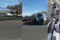 Letadlo vzplálo na ranveji, cestující popsali ohnivý horor: „Myslela jsem, že umřu“