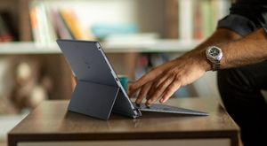 Líbí se vám Microsoft Surface? Dell Latitude 7350 Detachable je skvělá náhrada a má modernější procesor