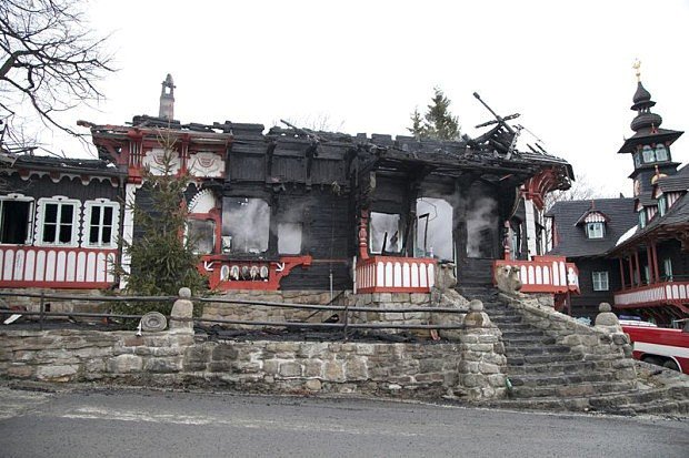 Březen 2014 Vyhořelý Libušín.