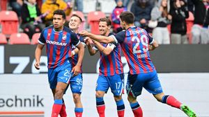 Liga očima fanoušků: Dvě pozitiva Sparty i konečně spokojené tribuny v Plzni Liga očima fanoušků: Dvě pozitiva Sparty i konečně spokojené tribuny v Plzni