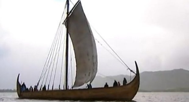 Na lodi Vikingů