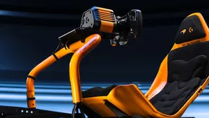 Logitech vytasil novou generaci hardwaru. Cílí hlavně na profi hráče, natěšené řidiče čeká zklamání Logitech vytasil novou generaci hardwaru. Cílí hlavně na profi hráče, natěšené řidiče čeká zklamání