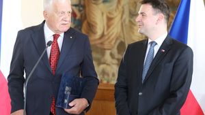 Macinka a Klaus: Nečekaně ostrá slova! Rozpad vztahu „tatíčka“ Klause a jeho žáka? Macinka a Klaus: Nečekaně ostrá slova! Rozpad vztahu „tatíčka“ Klause a jeho žáka?