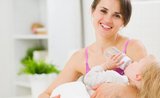 Jak přejít z mateřského mléka na umělé v klidu a v pohodě