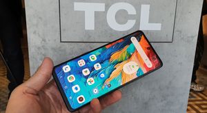 Matný displej Nxtpaper v mobilu TCL zase o kus lepší. Třetí generace má vyšší jas a lepší podání barev