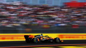McLaren částečně mění svou identitu. Upraveným logem se vrací až ke svému zakladateli McLaren částečně mění svou identitu. Upraveným logem se vrací až ke svému zakladateli
