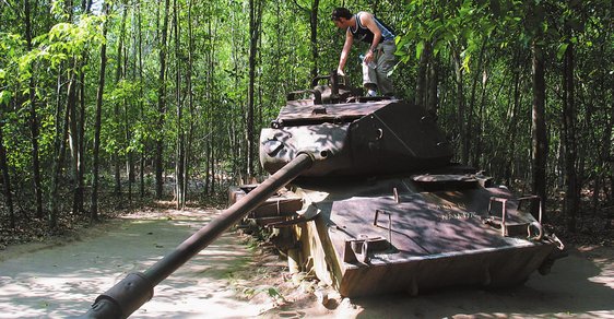 Po stopách „americké“ války: Putování neprostupnou deltou Mekongu