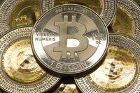 Bitcoin v Česku přilákal desetitisíce lidí. Obchody ho ale příliš neberou