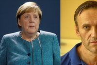 Otráveného Navalného navštívila v nemocnici Merkelová. Nebylo to tajné, říká Putinův kritik
