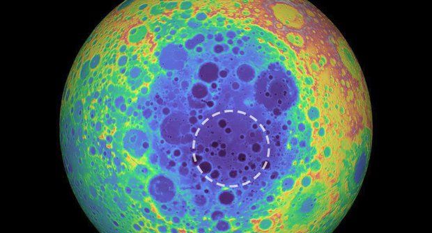 Záhadný objev na Měsíci: Velké množství hmoty pod povrchem