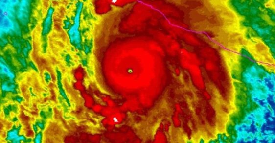Mexiko zasáhne nejsilnější hurikán, jaký kdy byl na západní polokouli zaznamenán  