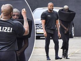 Milovník módy Kanye West: Manželku navlékl do tubusu! A poslal ji do kouta