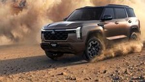 Mitsubishi Pajero je zpátky. Zůstává věrné rámu a redukci Mitsubishi Pajero je zpátky. Zůstává věrné rámu a redukci
