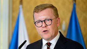 Mlsna brzy skončí v čele ÚOHS a vláda nemá nástupce. Experti varují před paralýzou úřadu Mlsna brzy skončí v čele ÚOHS a vláda nemá nástupce. Experti varují před paralýzou úřadu