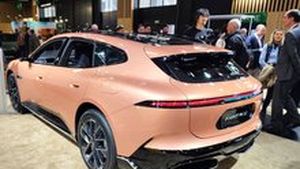 MPV, kombíky a přehnané výkony. V Paříži se ukazuje čínská prémie pro Evropu MPV, kombíky a přehnané výkony. V Paříži se ukazuje čínská prémie pro Evropu