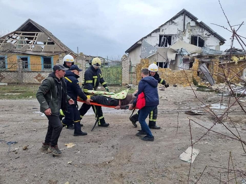 Ukrajinští záchranáři v Mykolajivské oblasti