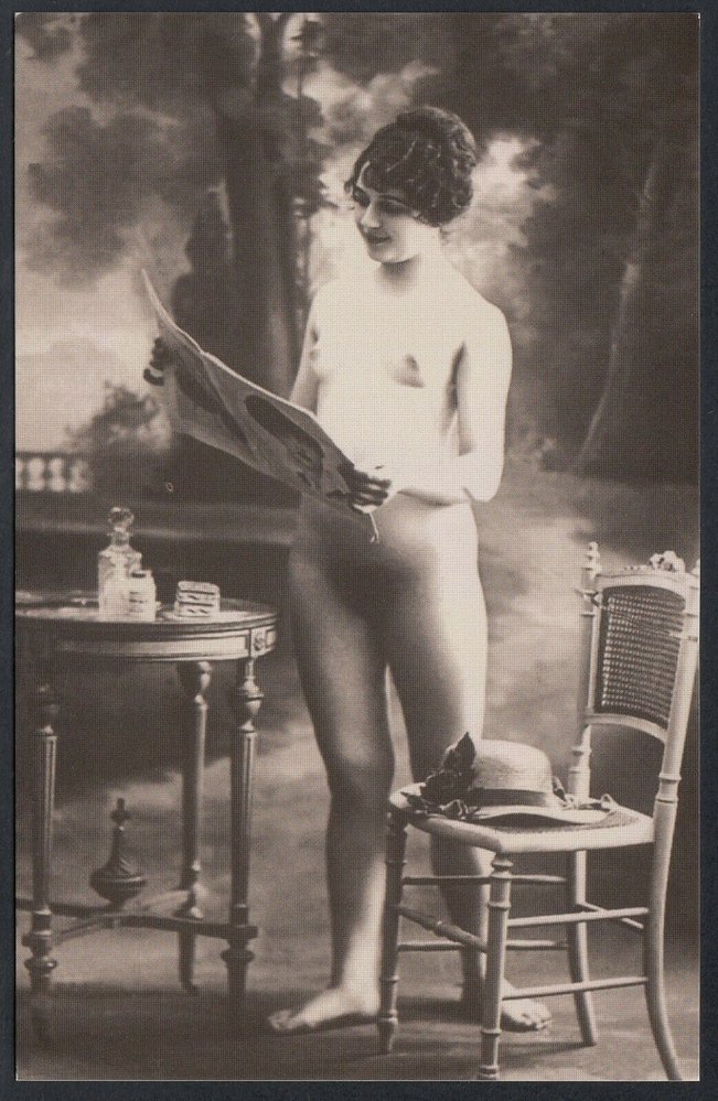 Krasavice na hanbatých pohlednicích z Belle Epoque