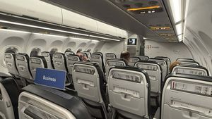 Naštvaná Pecková si ulevila na sítích: Zdražili jí let v Business Class! Musí mezi „socky“ Naštvaná Pecková si ulevila na sítích: Zdražili jí let v Business Class! Musí mezi „socky“