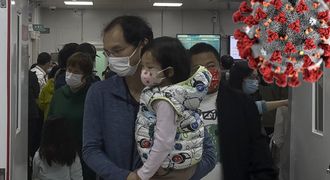Návrat covidu? Chřipkové mutace? Čínou se prudce šíří zápaly plic, sousedé posilují opatření