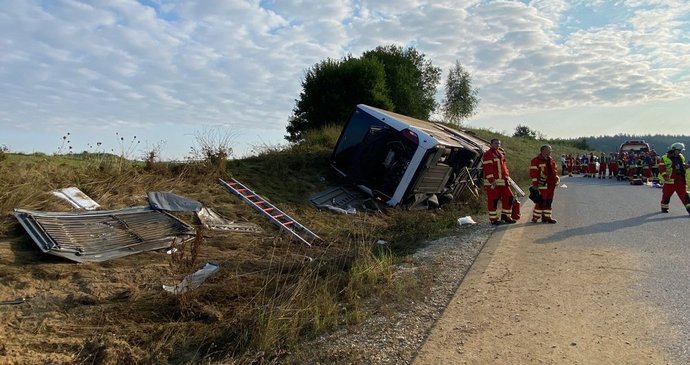 Busunfall mit tschechischen Touristen aus Italien: Bis zu 14 Verletzte in Deutschland